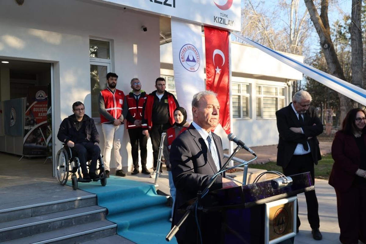 Kızılay Kayseri Şube Başkanı'nın İstifası İstenildi