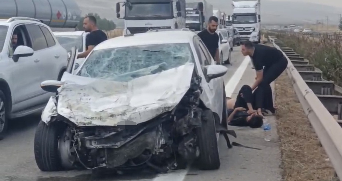 Gaziantep'te Trafik Kazası: 3 Yaralı