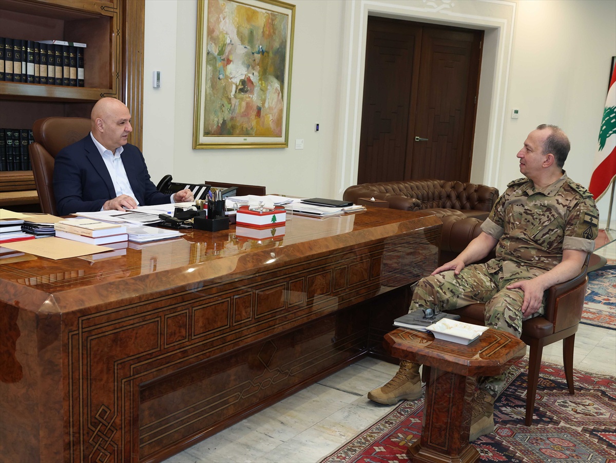 Lübnan'da İsrail Saldırıları ve UNIFIL Görüşmeleri