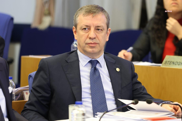 CHP'den Üniversitelilere Destek Çağrısı
