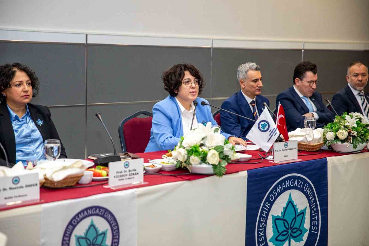 ESOGÜ Rektörü'nden Yeni Hastane Müjdesi