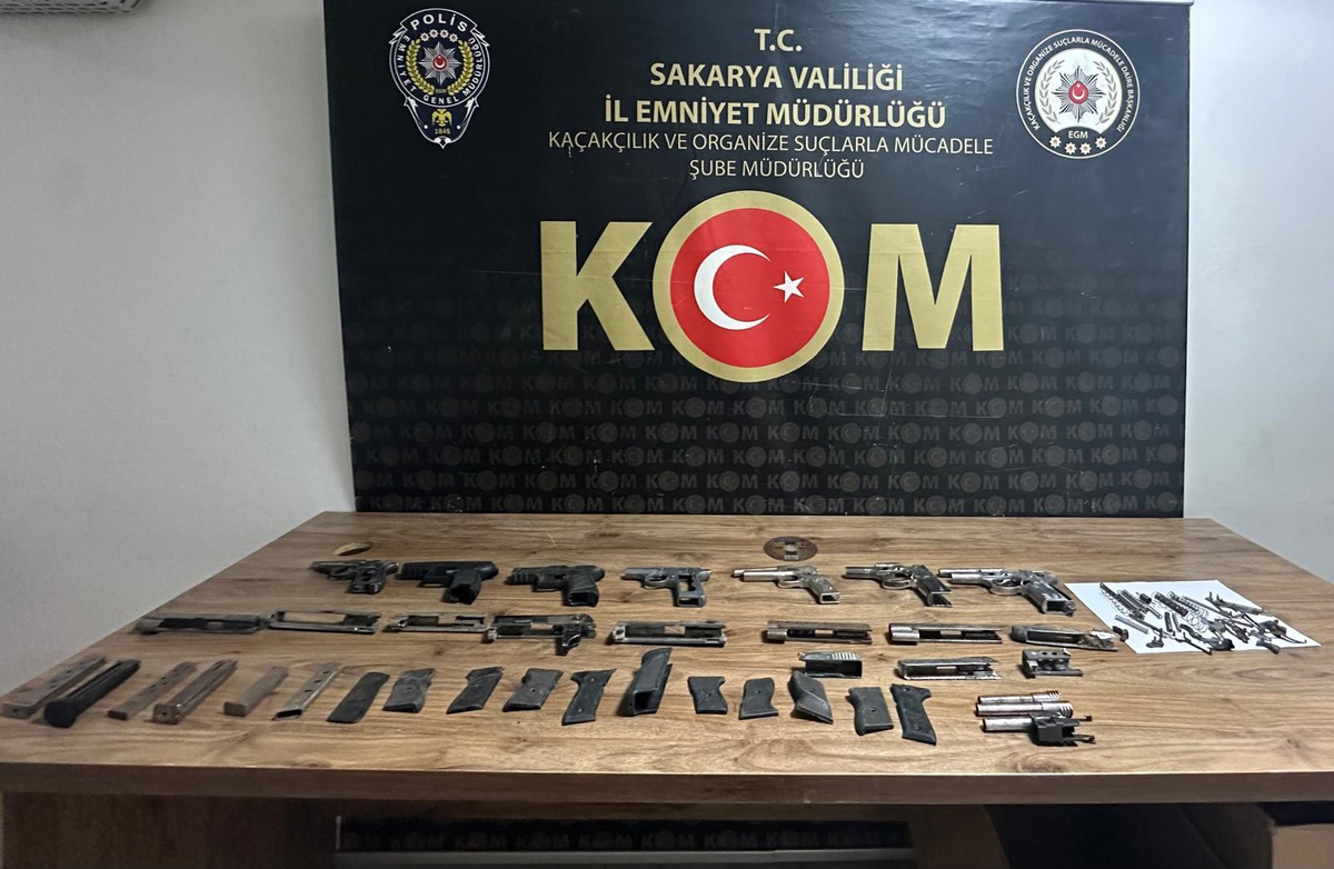 Serdivan'da Silah Kaçakçılığı Operasyonu