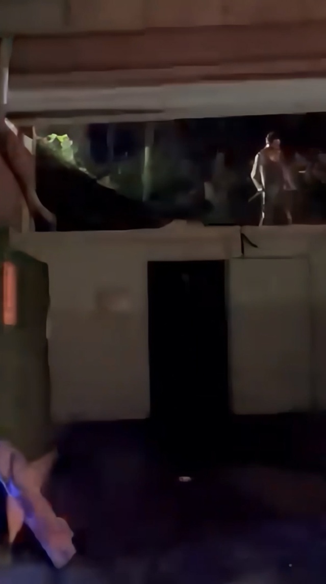 Hastanede Skandal: Polis Yaralandı
