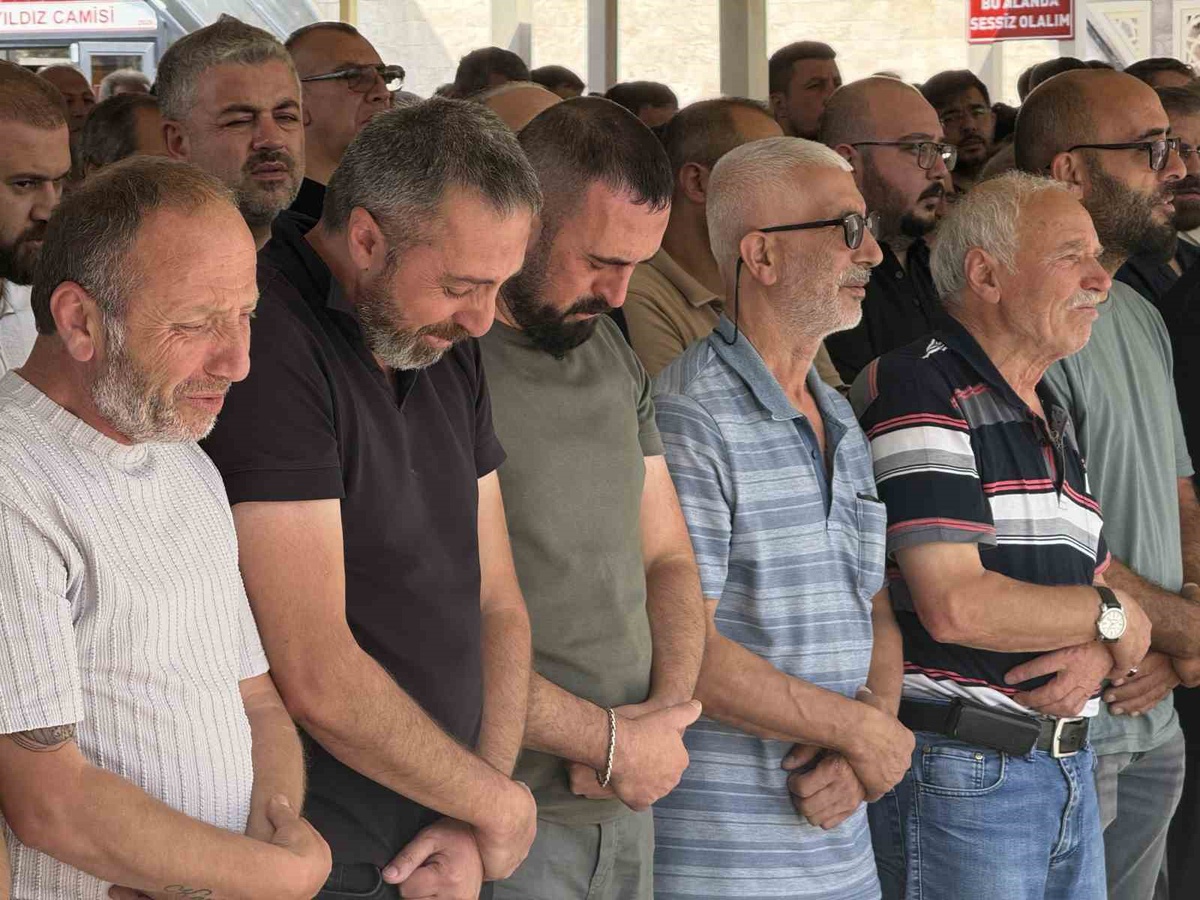 Genç motosiklet sürücüsü hayatını kaybetti