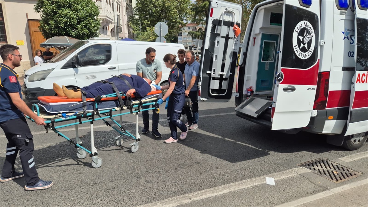 Tekirdağ'da otomobil yayaya çarptı