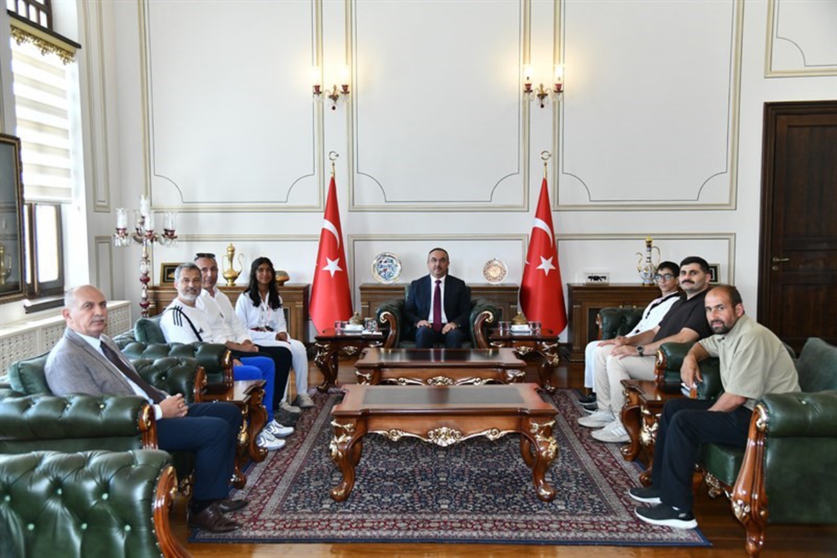 Tekirdağlı Sporcular Vali Soytürk ile Buluştu