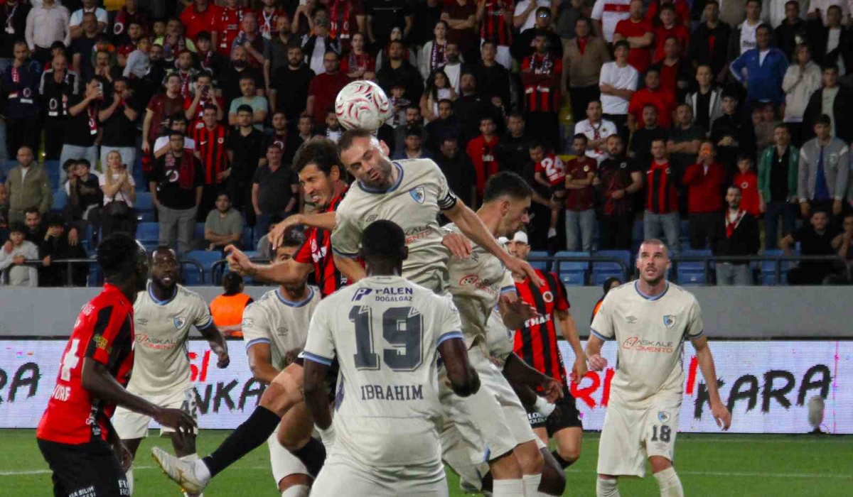 Yine puan aldılar! Gençlerbirliği Barcelona\'ya döndü