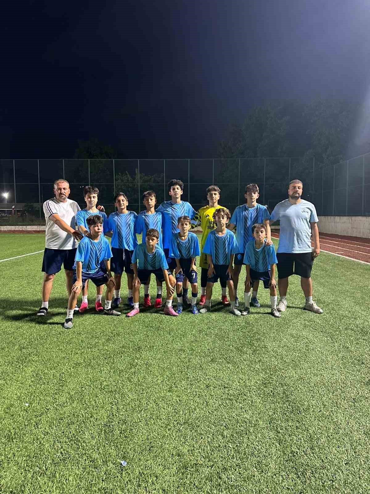 Bilecikspor U14, Geyve'yi 8-4 Geçti
