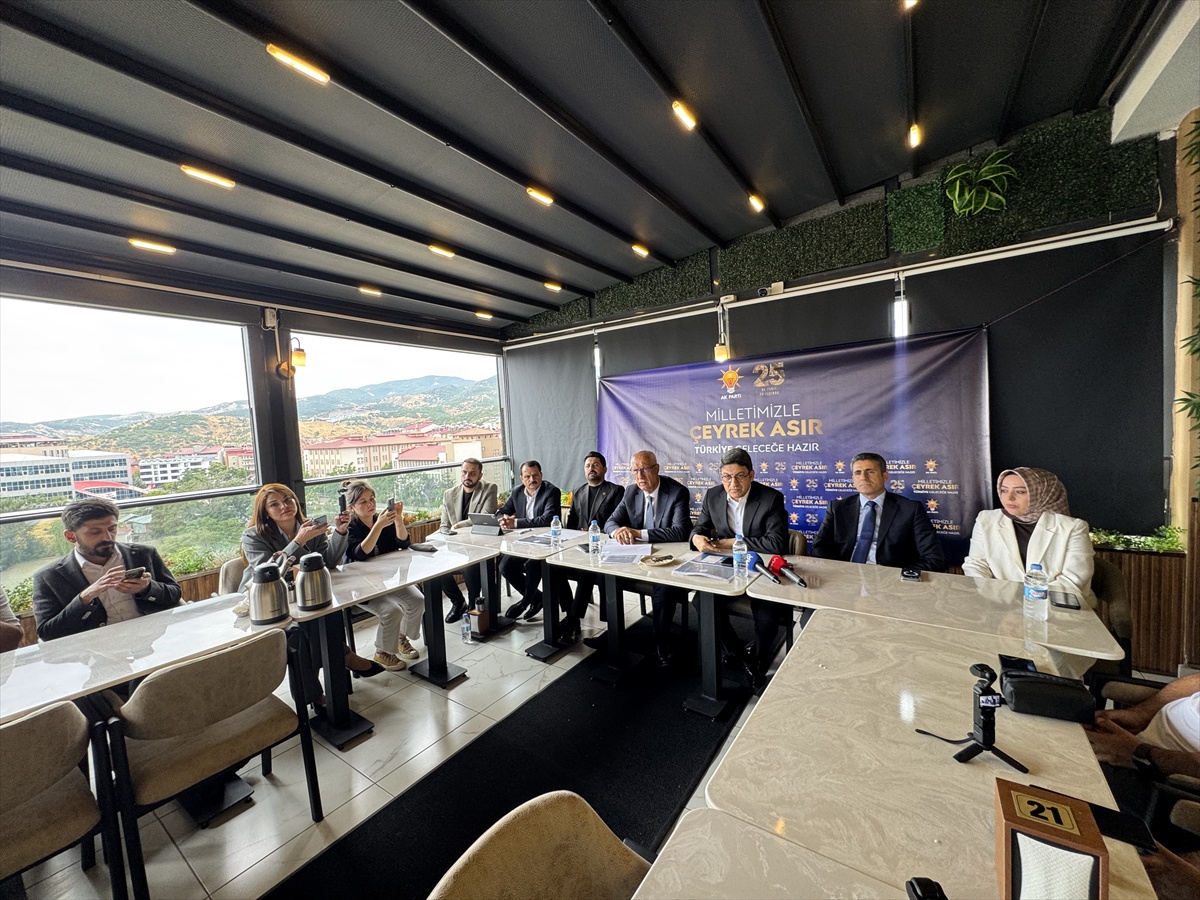 Bingöl\'de AK Parti milletvekilleri basınla buluştu