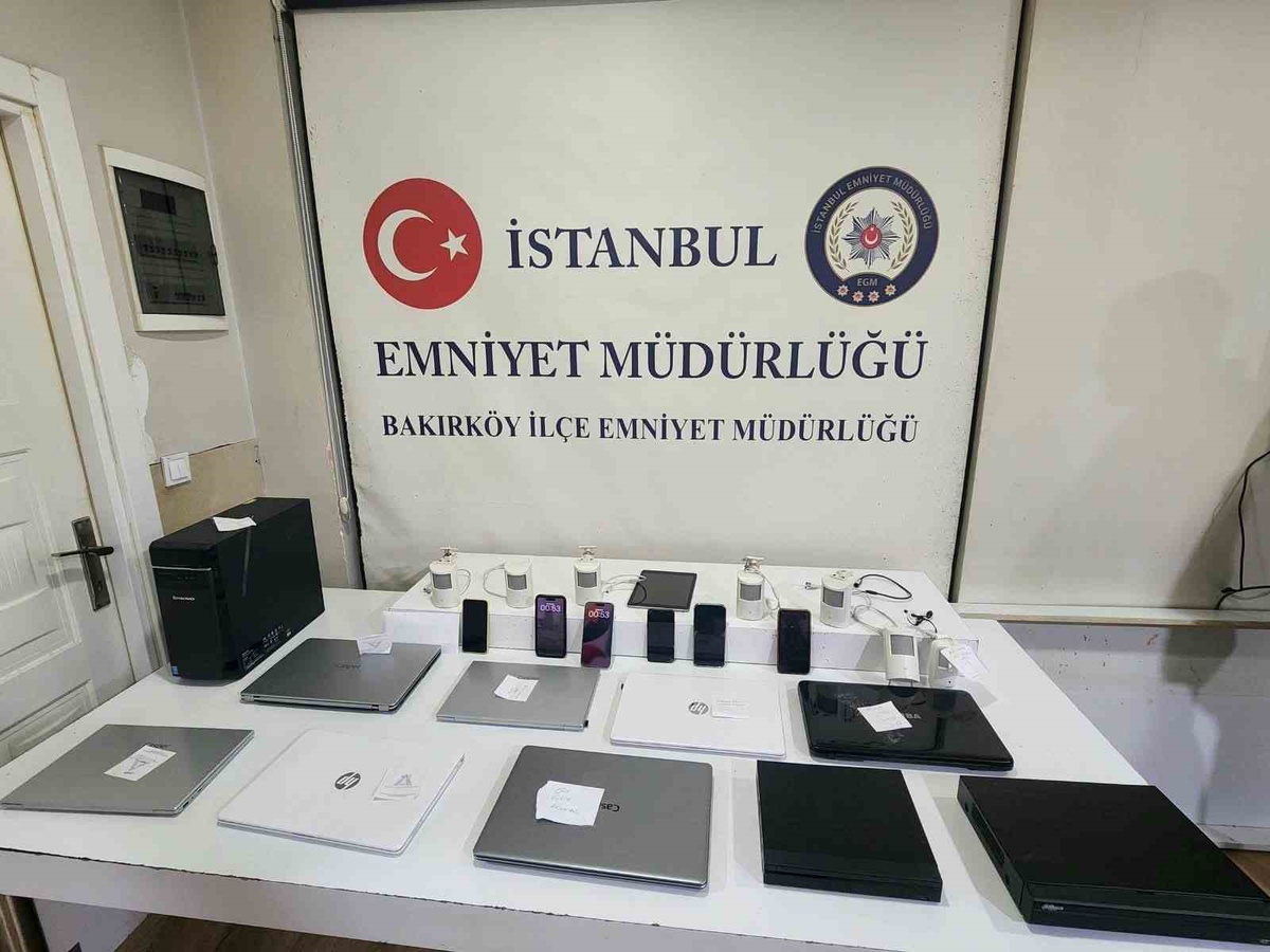 Bakırköy'de Güzellik Merkezine Gizli Kameralı Operasyon