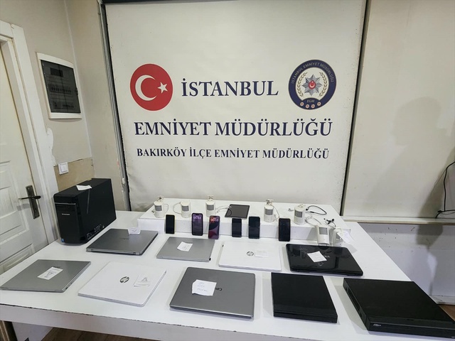 Güzellik merkezinde gizli kamera skandalı! 14 bin videoyu para karşılığı izletmişler