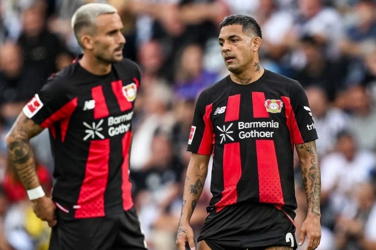 Beşiktaş\'ın rakibi Bayer Leverkusen\'i üçlediler