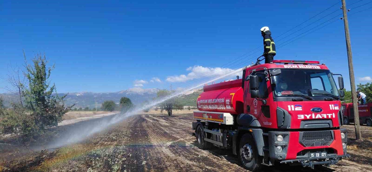 Burdur'da Anız Yangını Kontrol Altına Alındı