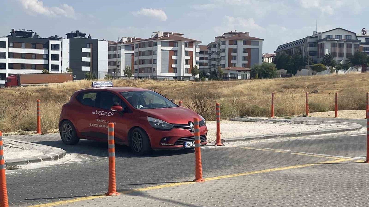 Eskişehir'de Serbest Güzergah Sınavı Başlıyor