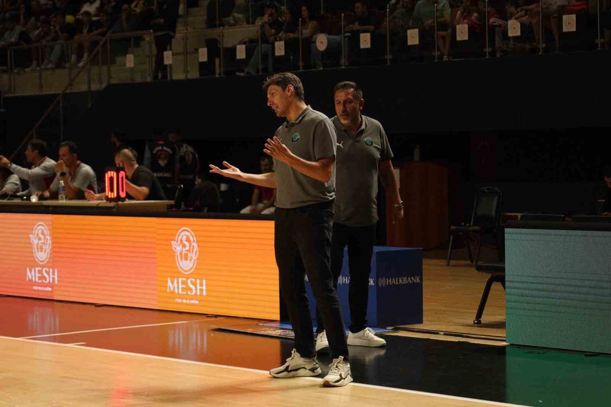 Körfez Basket, Fenerbahçe'yi 82-70 Yendi