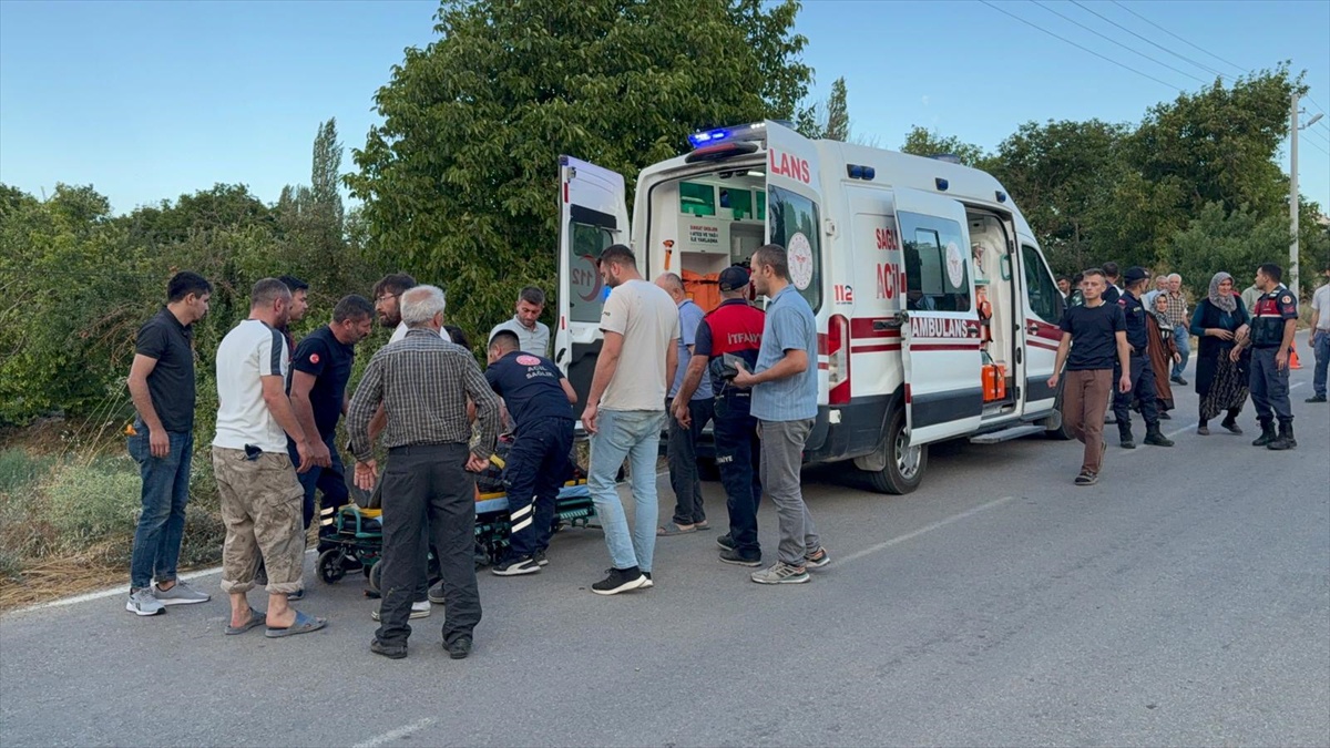 Hisarcık'ta Kaza: Anne ve Oğlu Yaralandı