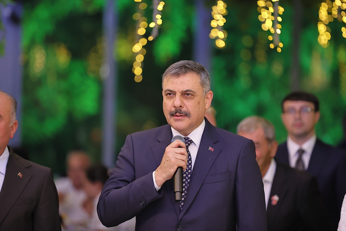 İçişleri Bakanı Düğün Törenine Katıldı