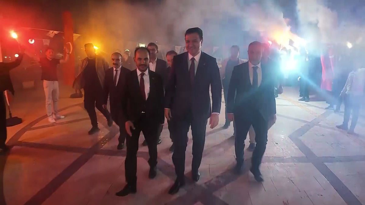 Arıkan: Partili Cumhurbaşkanlığı Sorun!