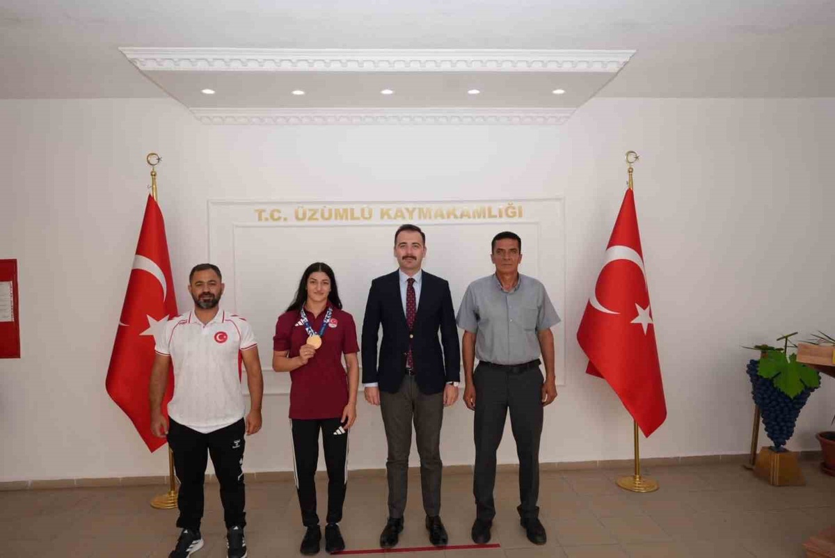 Elvira Süleyman Kamaloğlu'ndan Kaymakam'a Ziyaret