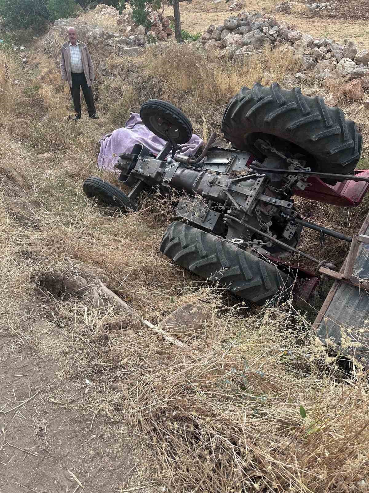 Traktör Devrildi: 1 Ölü