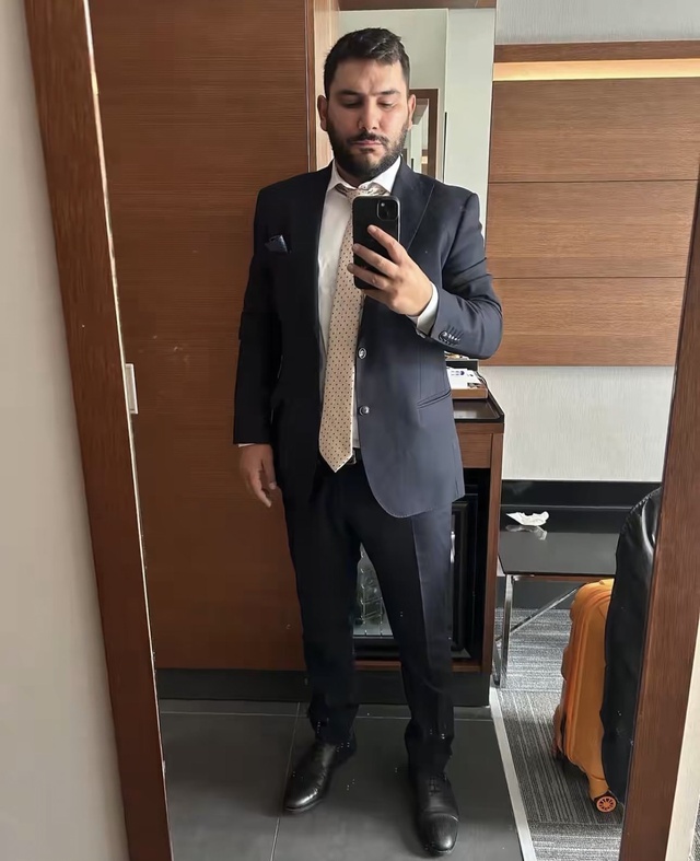 Yazar Murat Koparan villada ölü bulundu! Eski eşiyle konuşurken...