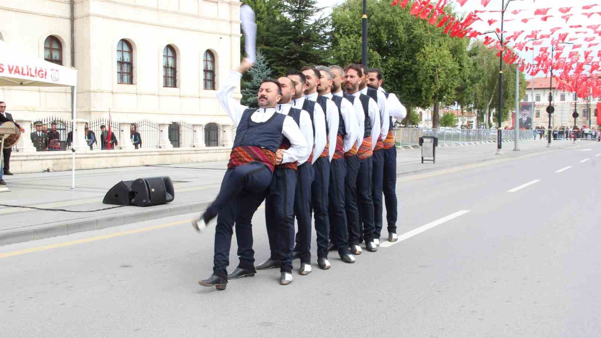 Sivas'ta 30 Ağustos Zafer Bayramı coşkusu