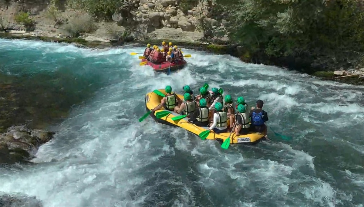 Manavgat'ta Rafting Yarışı Heyecanı