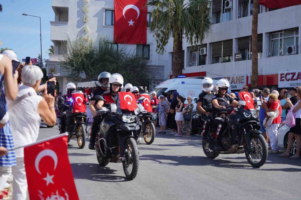 Ayvalık’ta 'Zafer' coşkusu