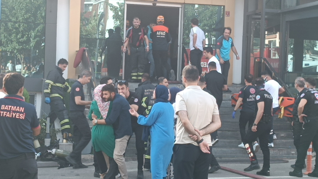 Bakan Şimşek’in acı günü: Spor salonundaki yangın faciasında yeğenini kaybetti