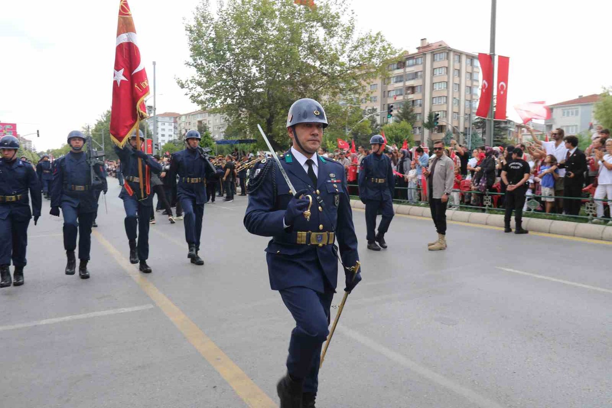 Eskişehir'de 30 Ağustos Zafer Bayramı Coşkuyla Kutlandı