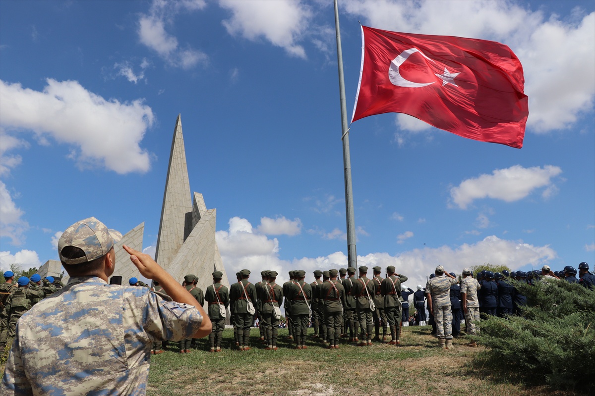 Bakan Bak: Güçlü Türkiye\'nin Zaferi