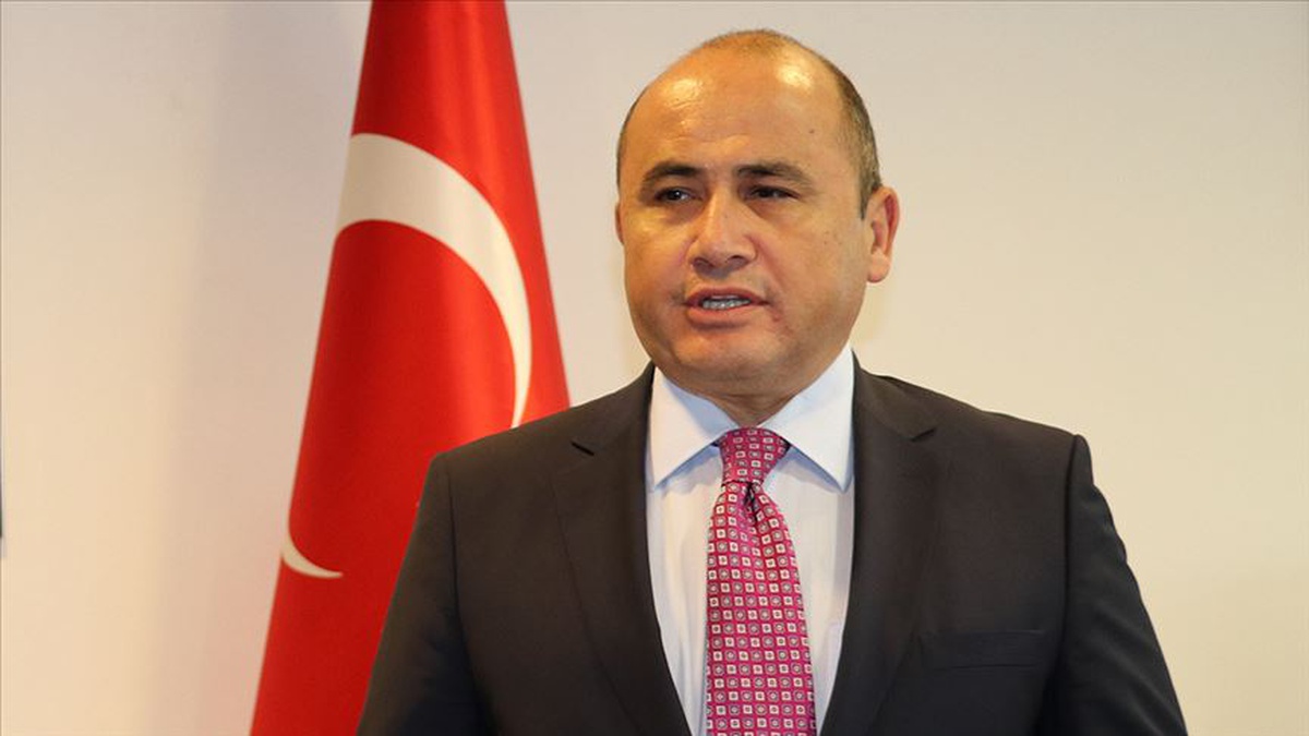 Girne'de yolcu gemisi alabora oldu