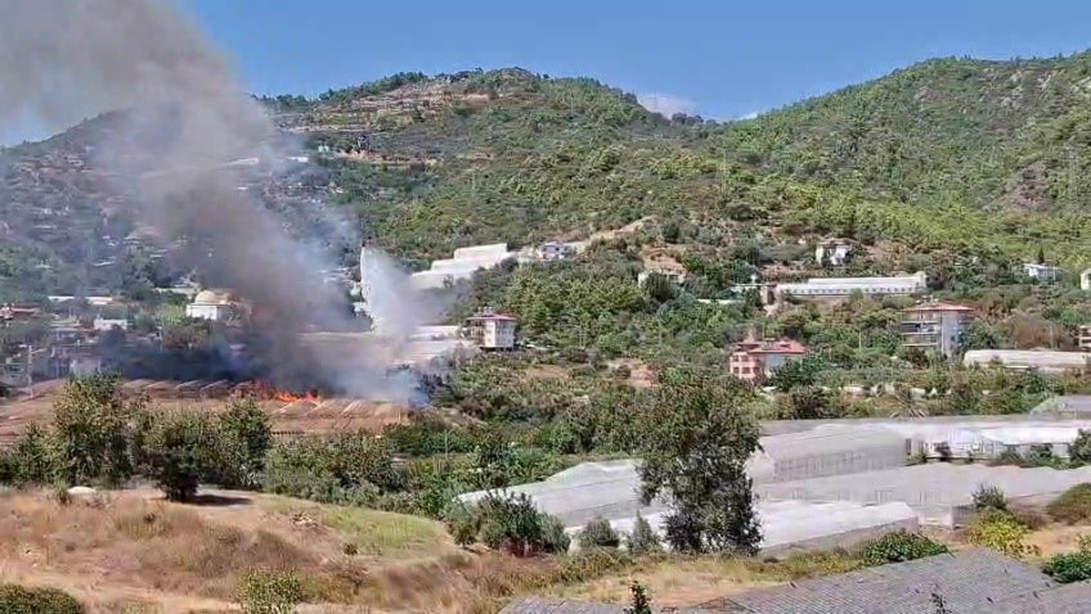 Helikopter pilotunun dikkati sayesinde yangın büyümeden söndürüldü