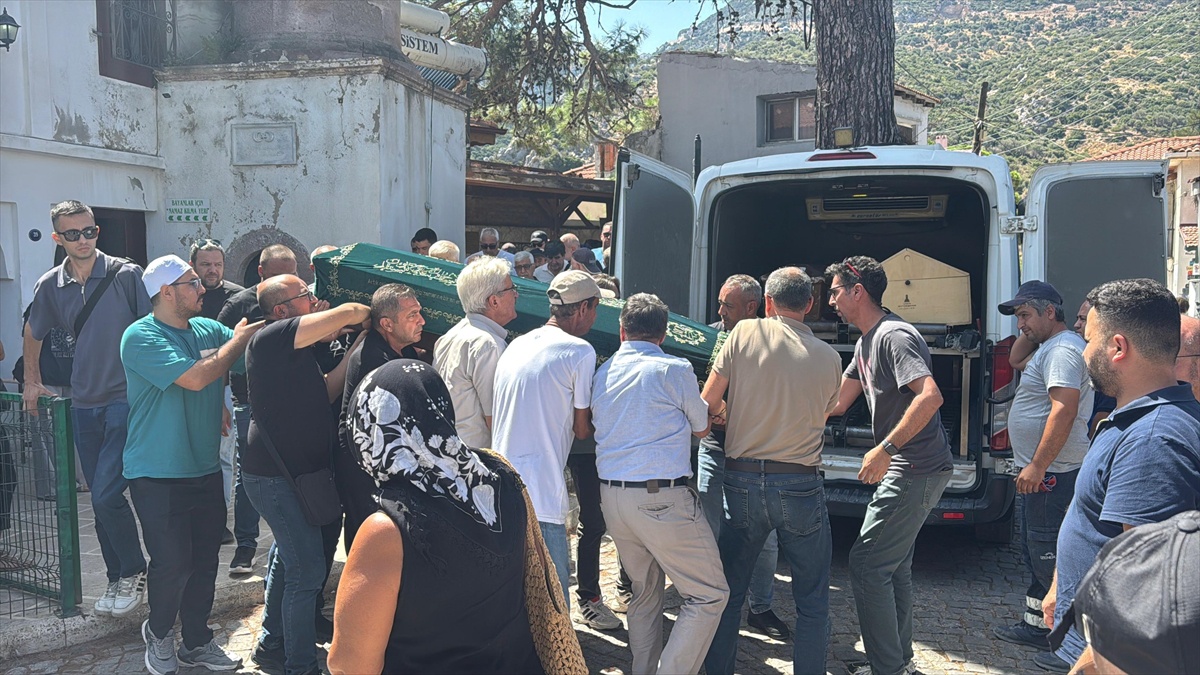 Zeytinburnu'ndaki Kaza: Göksel Aksoy Toprağa Verildi