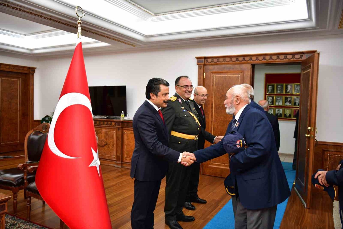 Kırşehir'de Zafer Bayramı Coşkusu
