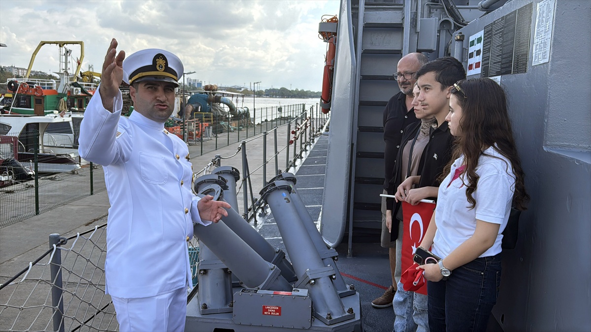 Kocaeli'de TCG Doğan Hücumbotu Ziyarete Açıldı