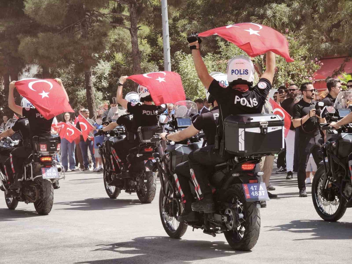 Mardin'de Zafer Bayramı Coşkuyla Kutlandı
