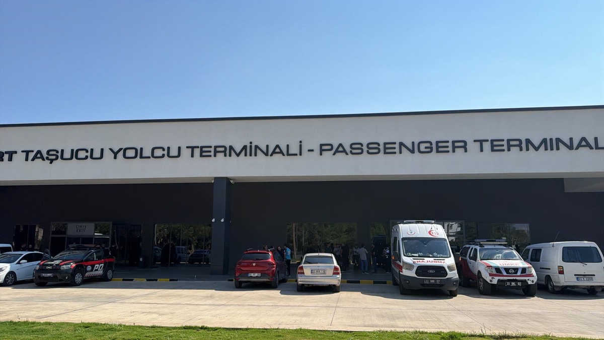 Girne'de gemi faciası: Taşucu'nda ekipler alarmda