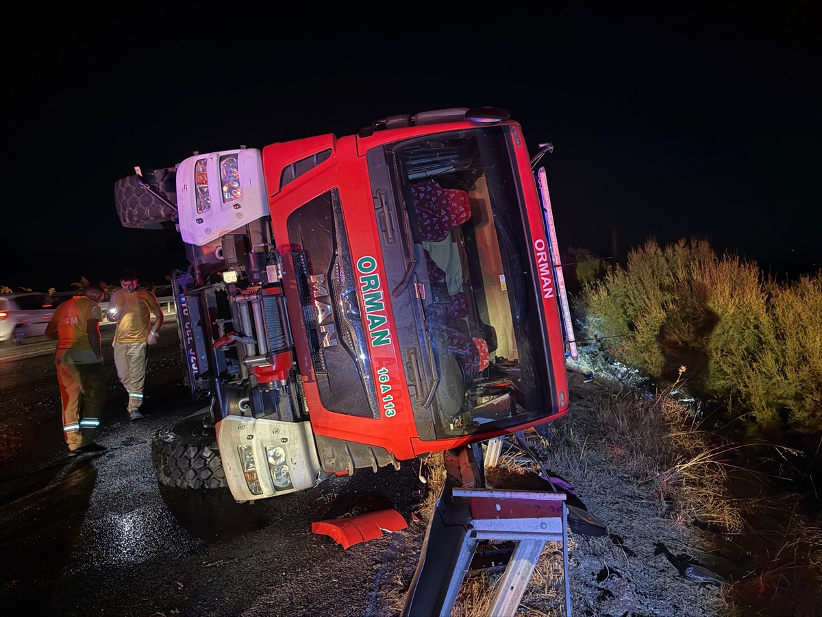 Bursa Orman İşçileri Kaza Geçirdi