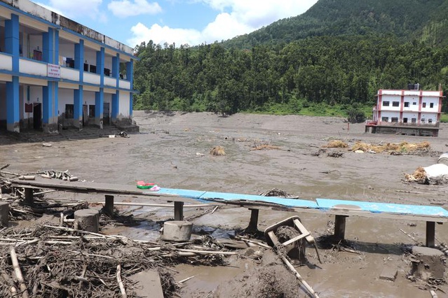 Nepal'de Sel Felaketi: Can Kaybı 691'e Yükseldi