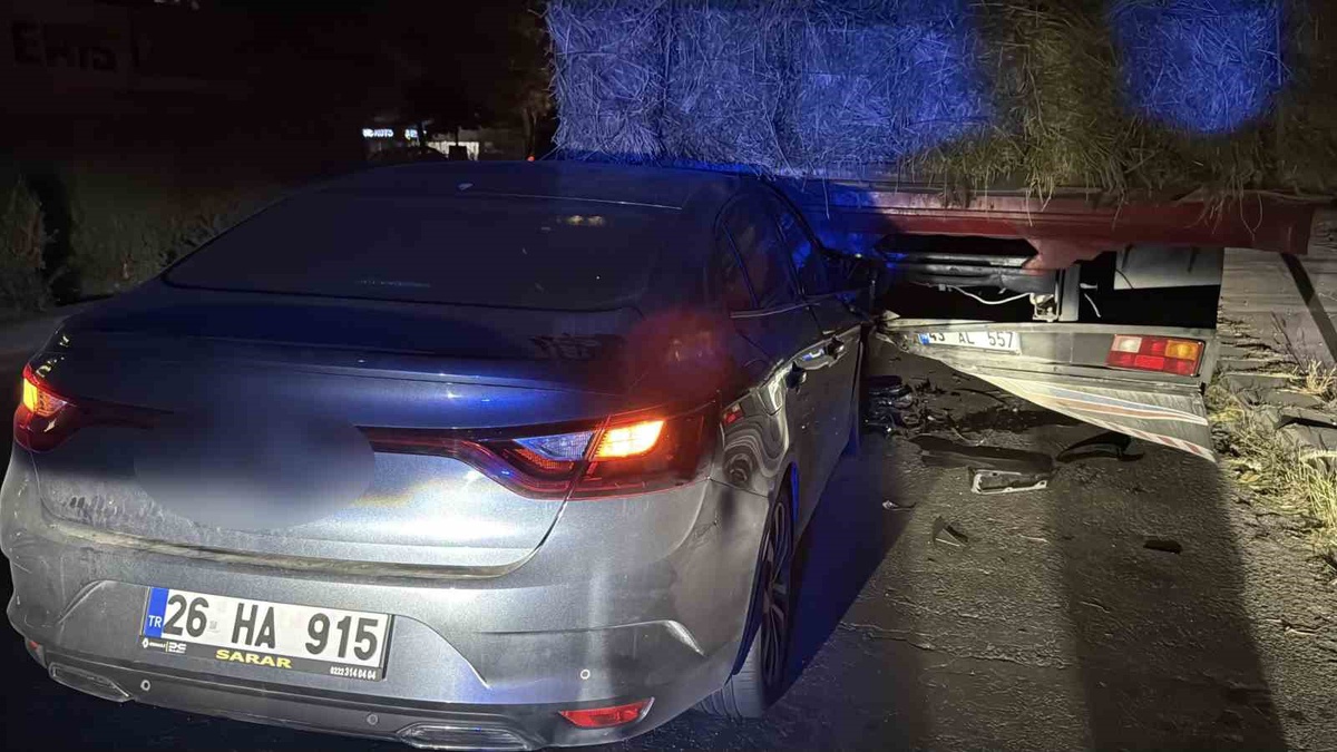 Eskişehir'de Kaza: Sürücü Hafif Yaralı