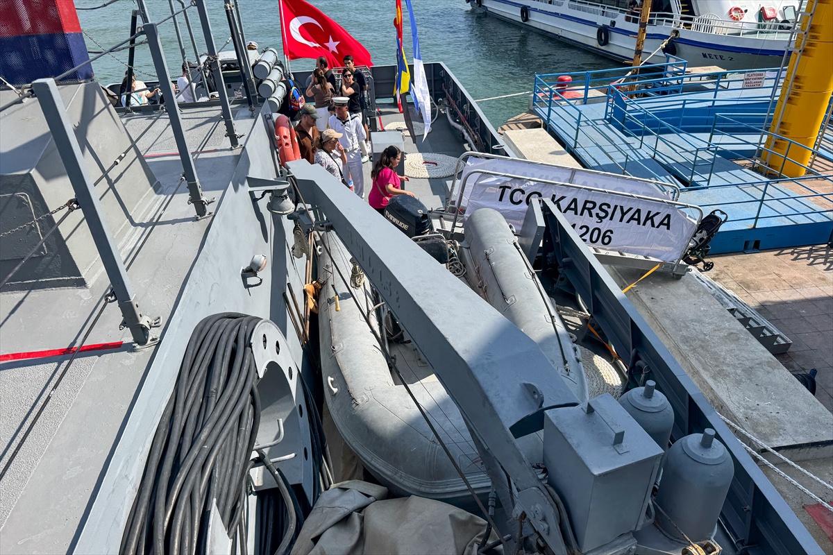 TCG Karşıyaka Ziyarete Açıldı