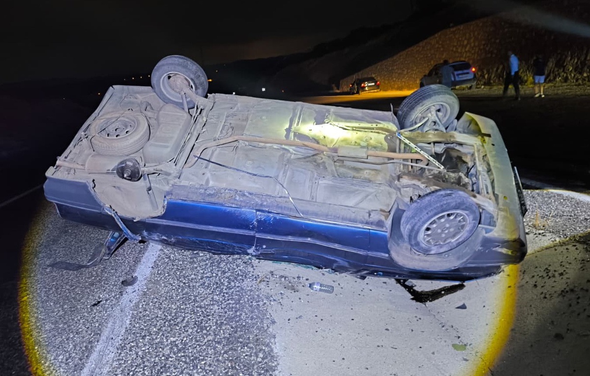 Besni'de Otomobil Takla Attı: 5 Yaralı