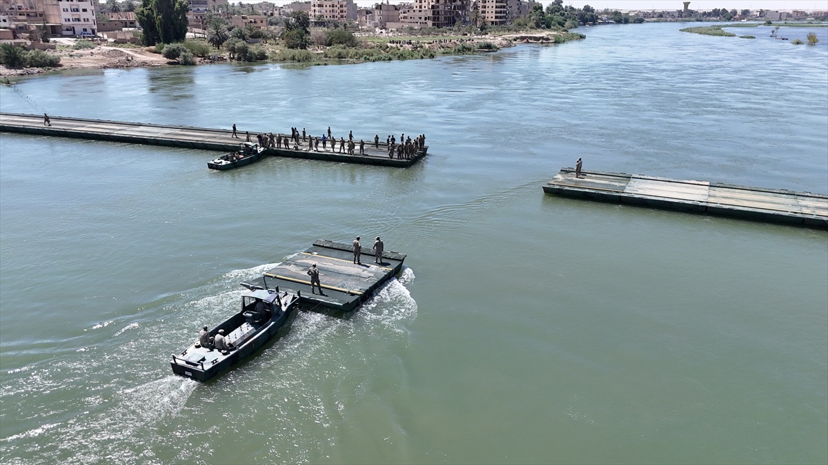 Fırat Nehri'nde Yeni Köprü Tamamlandı