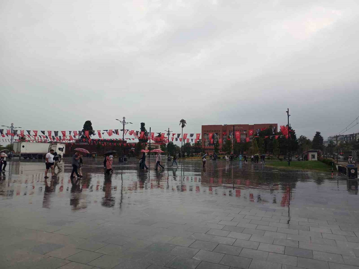 Samsun ve Sinop'ta Rekor Yağış!