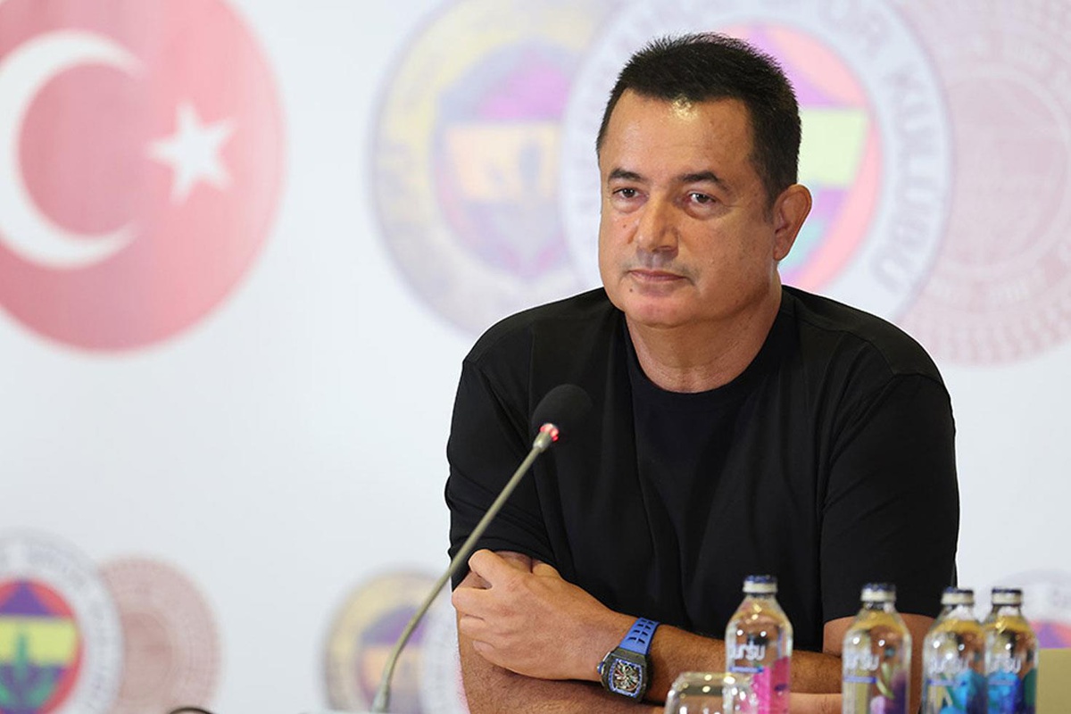 Acun Ilıcalı aradan çekildi! Yıldız isim adım adım Fener\'e