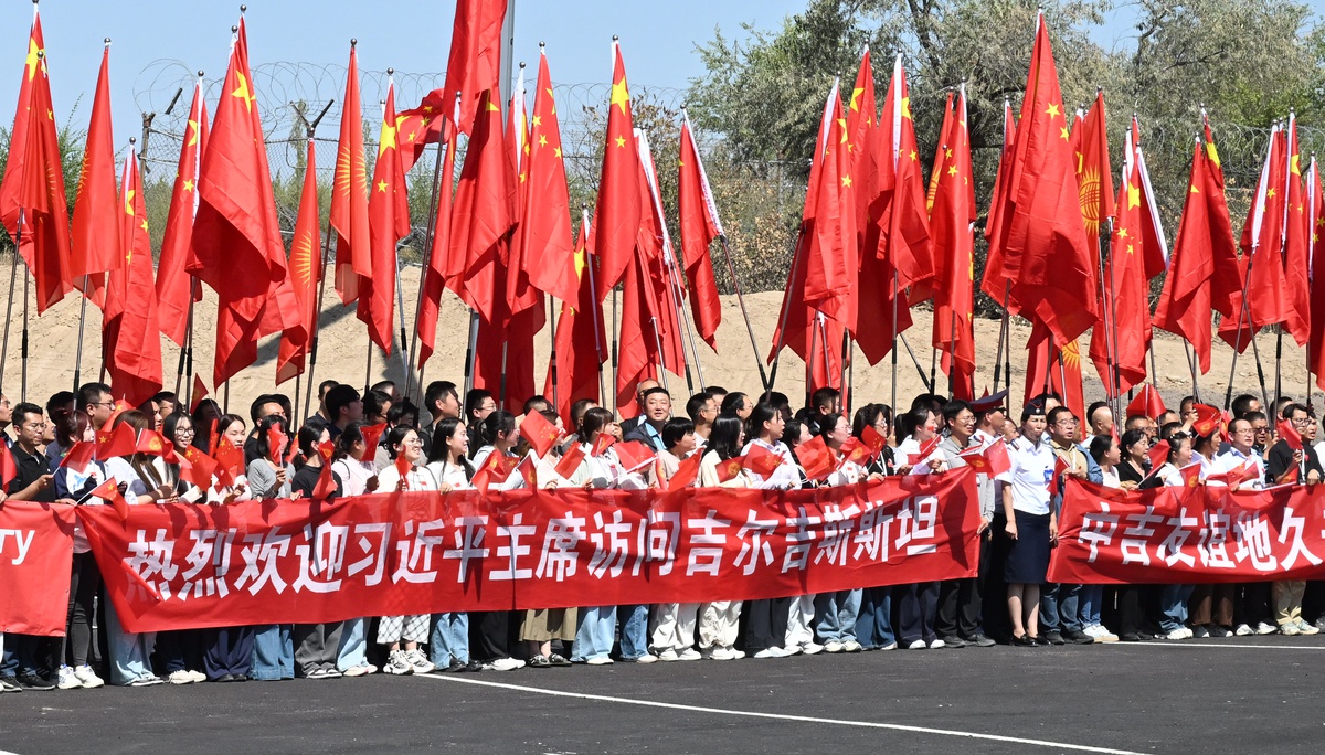 Xi Jinping Kırgızistan'da