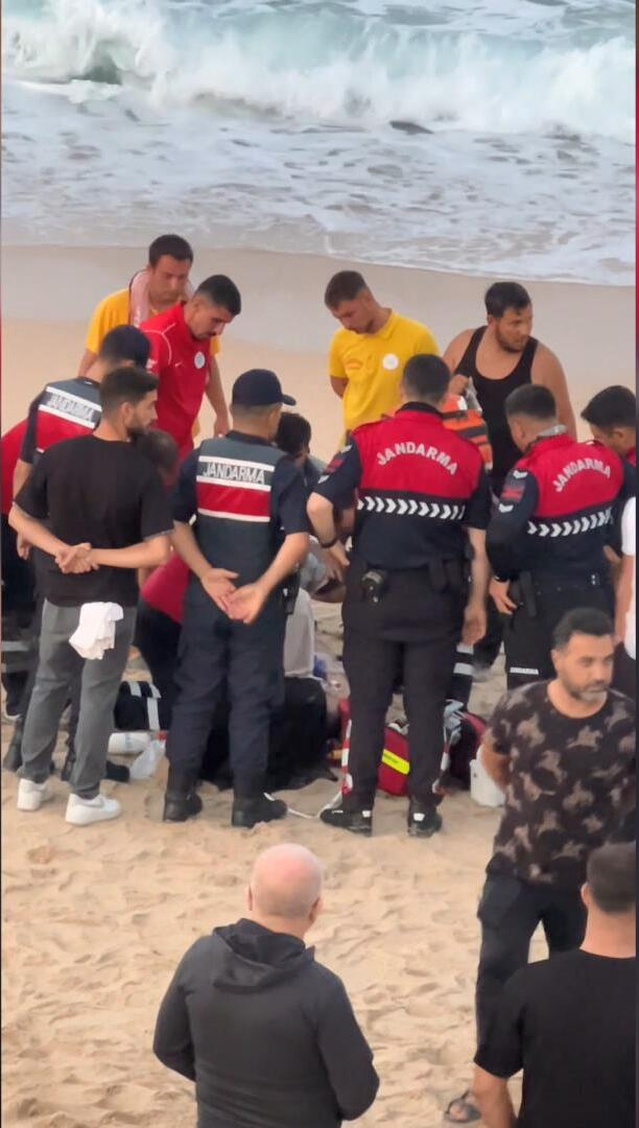Arnavutköy'de Dalga Kurbanı