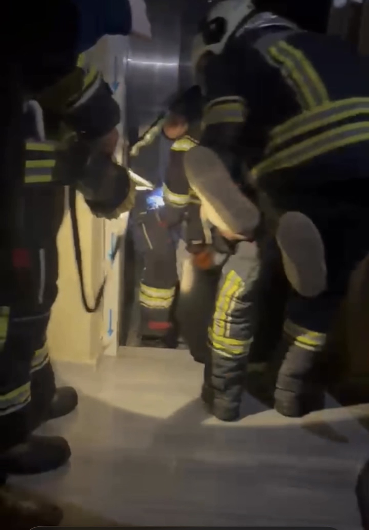 Bartın'da Asansörde Mahsur Kalan Genç Kurtarıldı