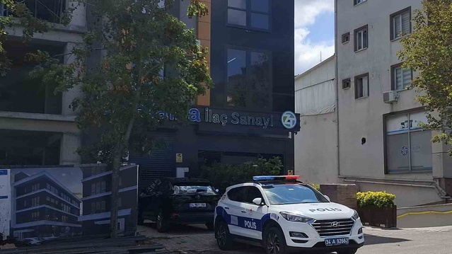 Ataşehir'de ecza deposuna silahlı saldırı